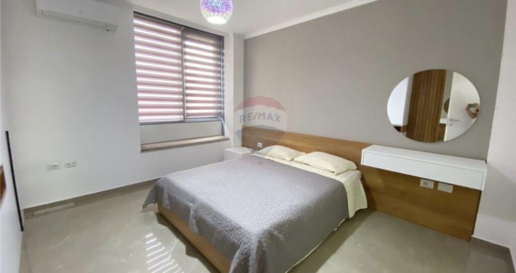 Apartament 2+1 me qira në Qendër