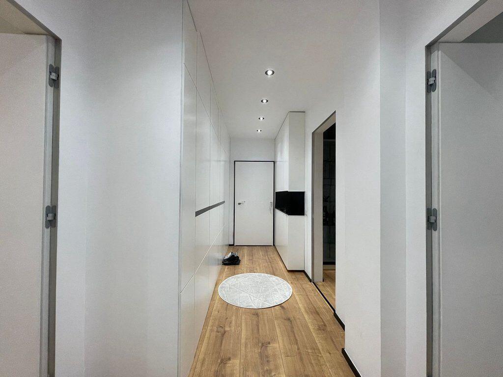 Apartment for sale 2+1+2+parking - Dry Lake