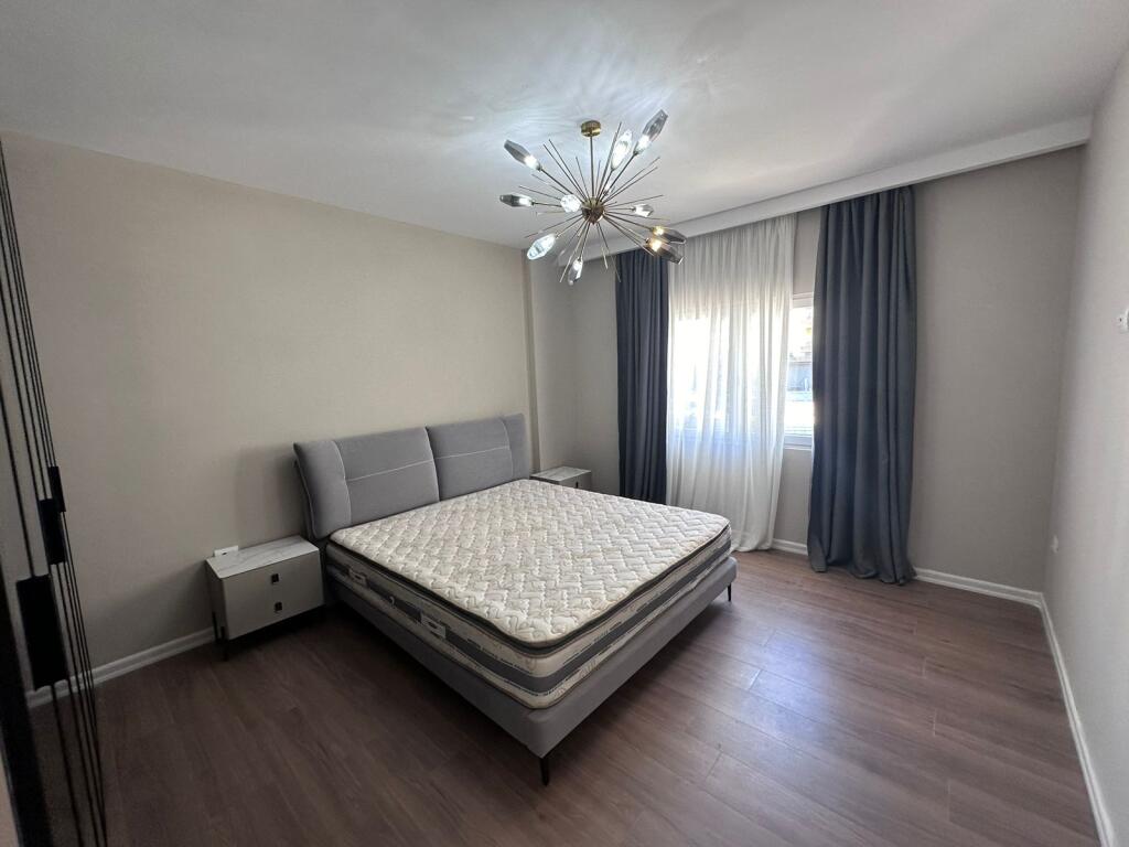 Apartament per qera 2+1+2 Lake Land Farkë