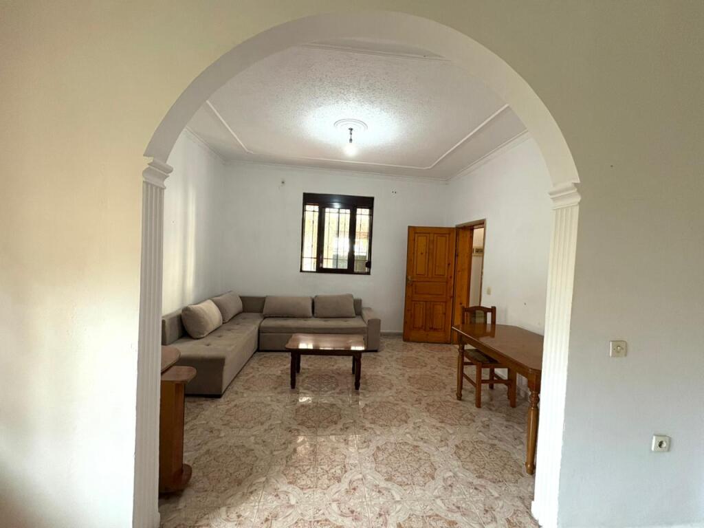 💠 Shtepi Private për Qira – Kati i Parë ish Keneta , prane karburant 2 Elda