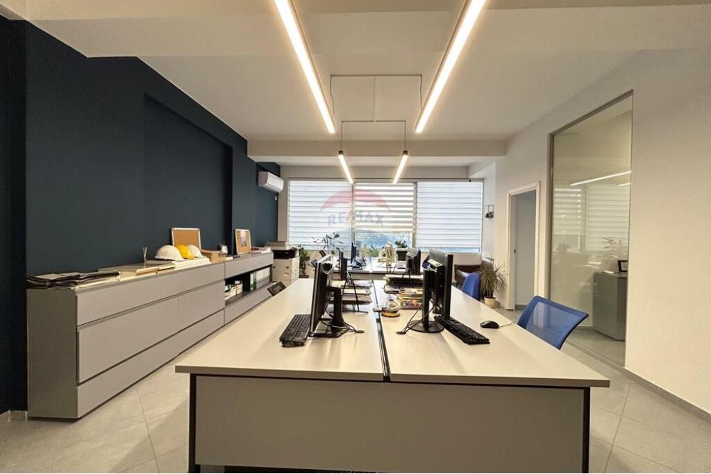 Office for rent near Amerikan 3!
