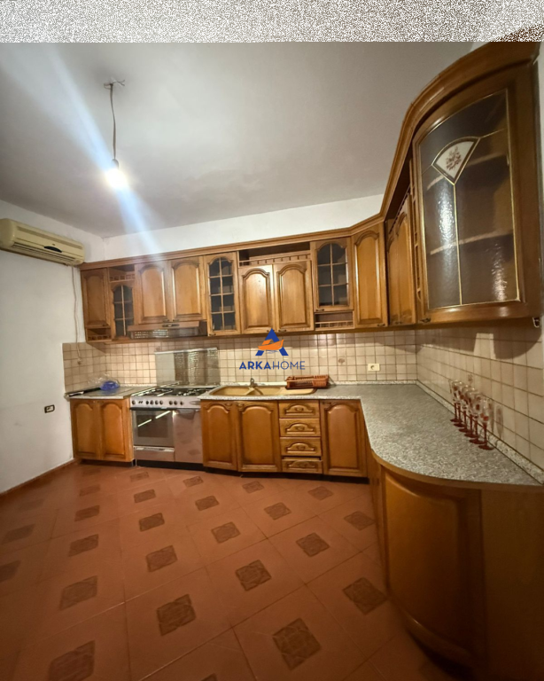 AFFITTASI APPARTAMENTO 2+1+BALCONE "VICINO A UET,PORCELLANA" 450 EURO