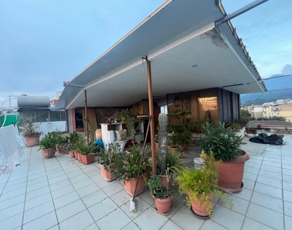Apartament 2+1 per shitje te Oxhaku