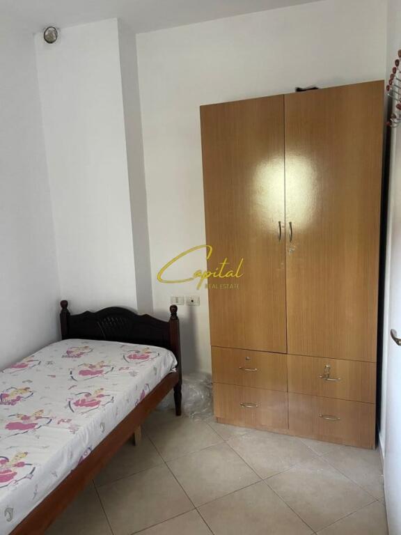 APARTAMENT ME QERA 2+1 KOPSHTI BOTANIK 45.000 LEKE