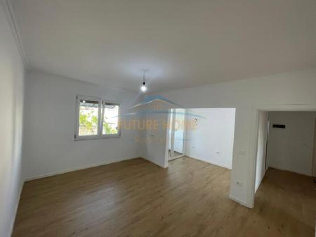 Shitet, Apartament 2+1, Ali Demi, Tirane.