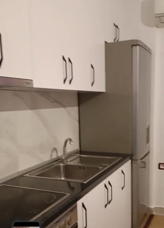 Affittasi 1+1 ad Astir vicino a Vila L 2