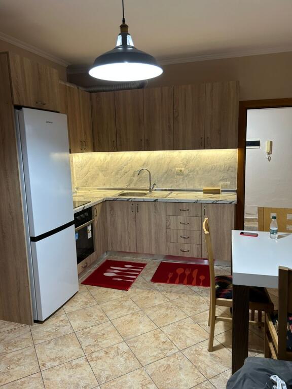 Affittasi Appartamento 2+1+1 Balcone