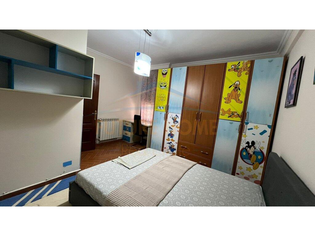 In vendita, Appartamento 3+1+2, Via Siri Kodra, Tirana