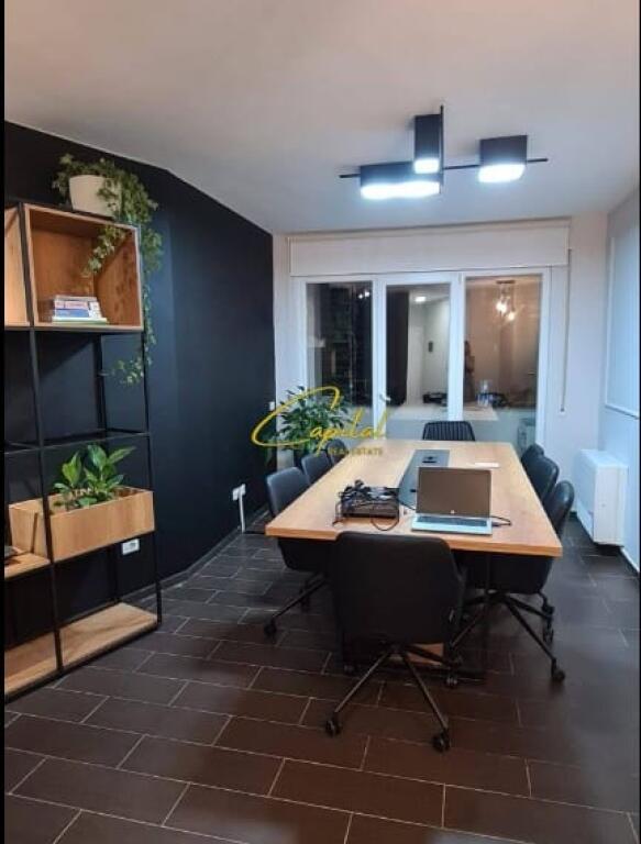 UFFICIO IN AFFITTO 85 M2 VIA KOSOVAREVE 850 EURO