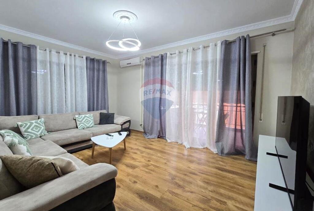 2+1+ post parkimi/ qira te Kompleksi Delijorgji