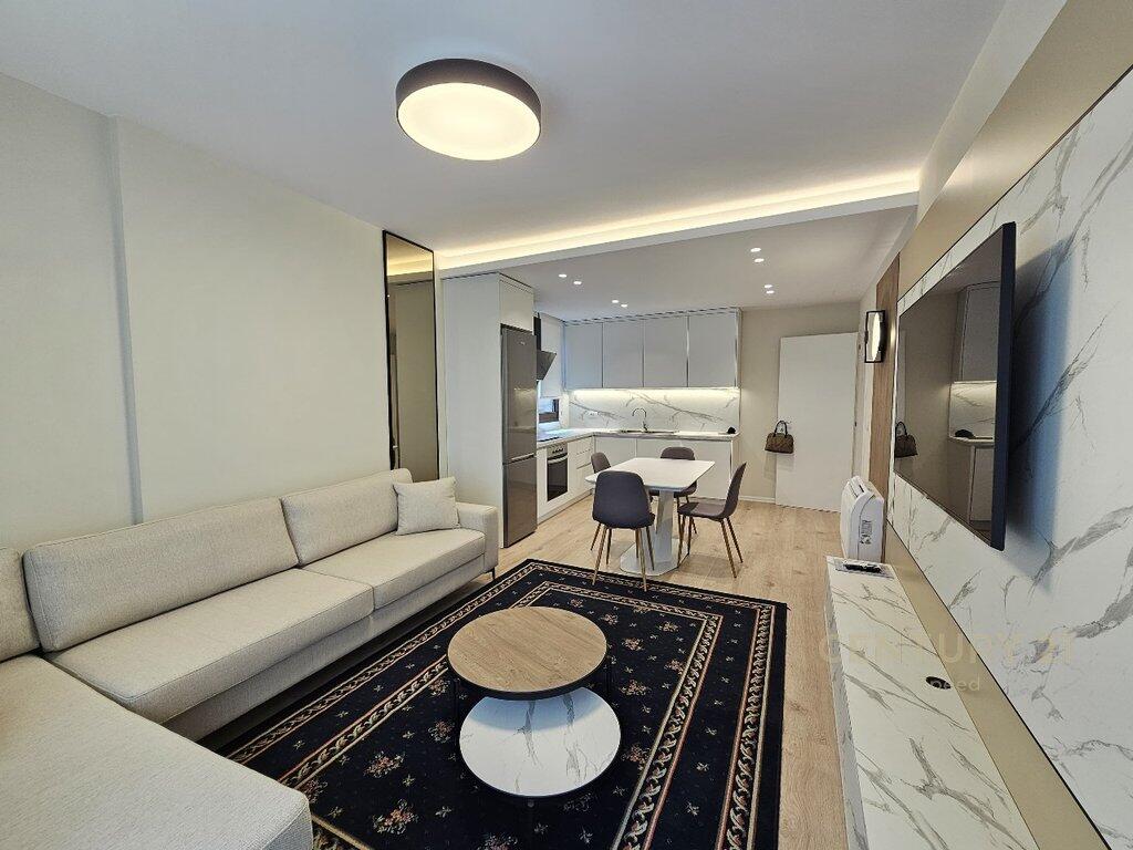 Appartamento moderno 1+1 in affitto – vicino al Centro di Tirana
