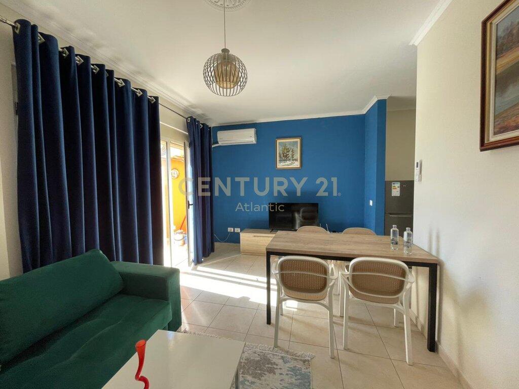 Appartamento in affitto 2+2 con veranda e vista mare – Complesso Rotondo, Plepa, Durrës !!