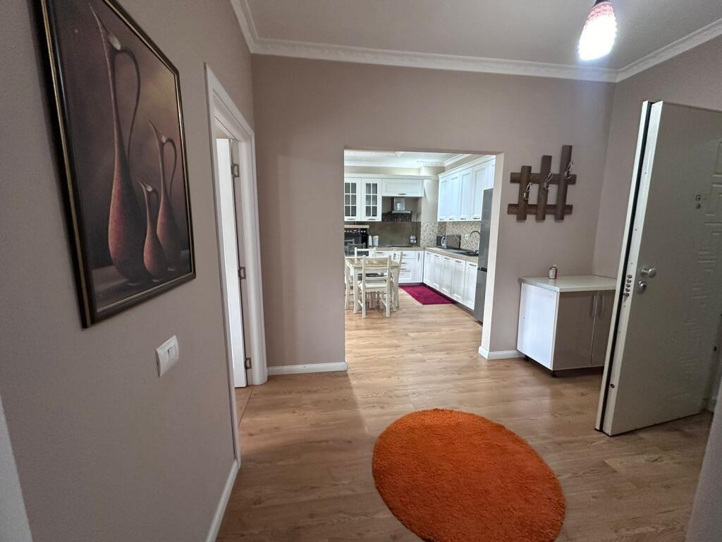 Apartament me qera  2+1+2 , ne Kopshtin Zoologjik .