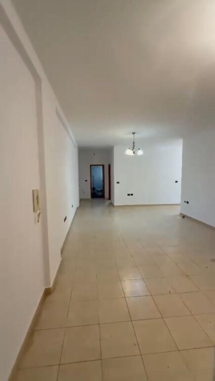 Apartment 3+1 for sale, Near Kodra e Diellit, Super Location