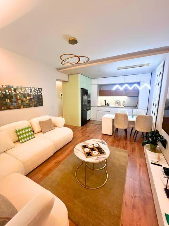 Appartamento in affitto, Tirana – Via Kosovarëve