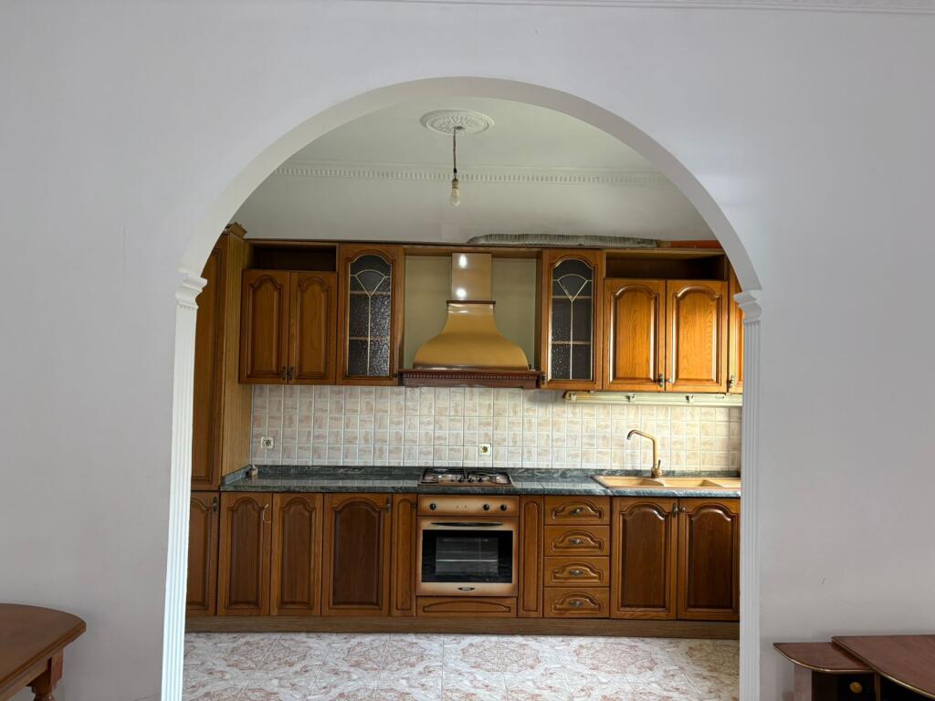 💠 Shtepi Private për Qira – Kati i Parë ish Keneta , prane karburant 2 Elda
