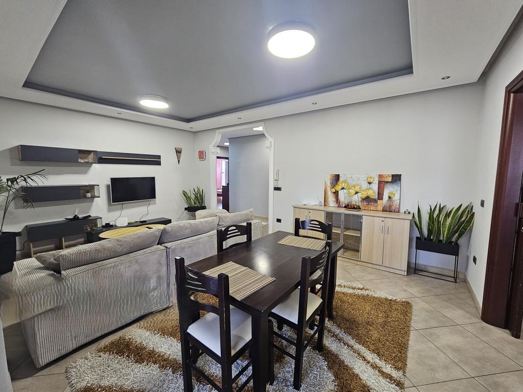 AFFITTASI APPARTAMENTO 3+1+2 A XHAMLLIK! 750 € /Mese