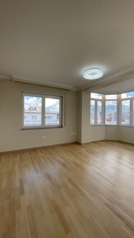 🏡 Vendesi Super Appartamento 2+1 – Comune di Parigi