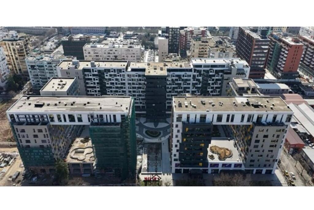 Appartamento duplex 3+1 in vendita a Square 21.