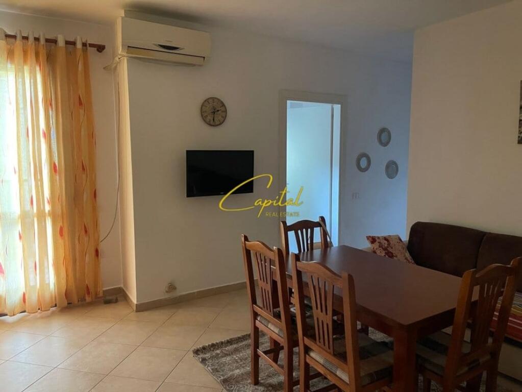 APARTAMENT ME QERA 2+1 KOPSHTI BOTANIK 45.000 LEKE