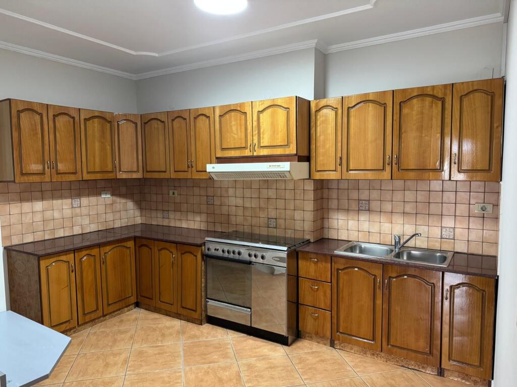 🏢 Spazio per Ufficio in Affitto – Piazza “Willson”, Bllok