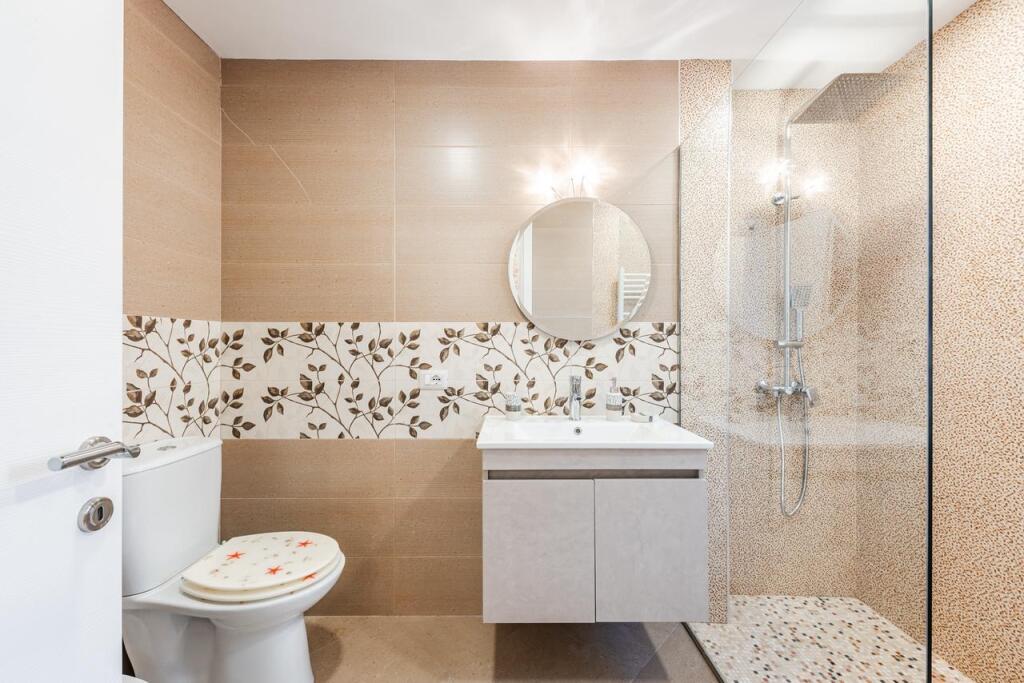 APARTAMENT ME QERA 2+1 LIQENI THATE 900 EURO