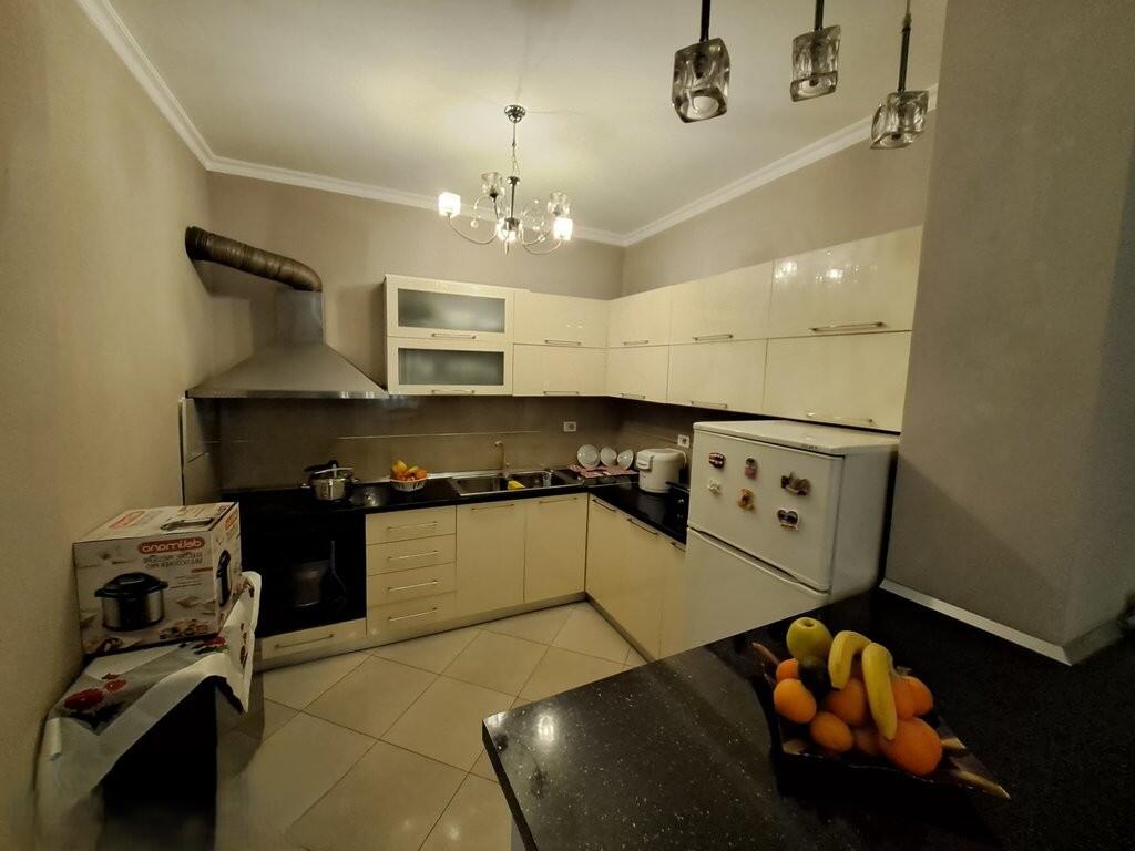 Apartament 1+1 me qira në Astiri, Unaza e Re, Tiranë   450 € /Muaj