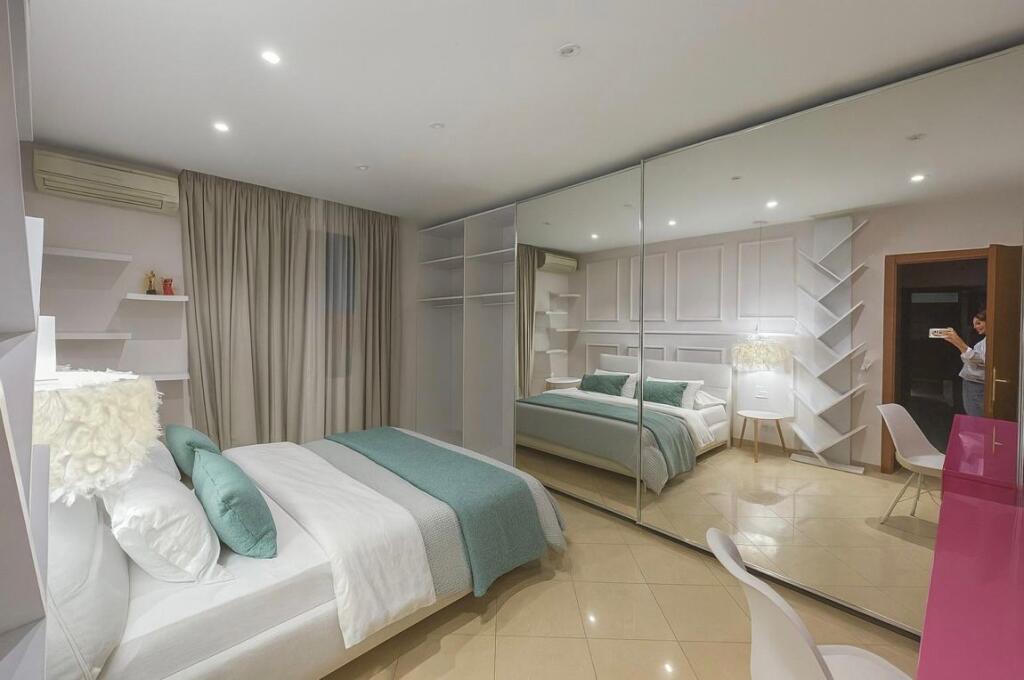 Apartament 2+1 per shitje te Oxhaku