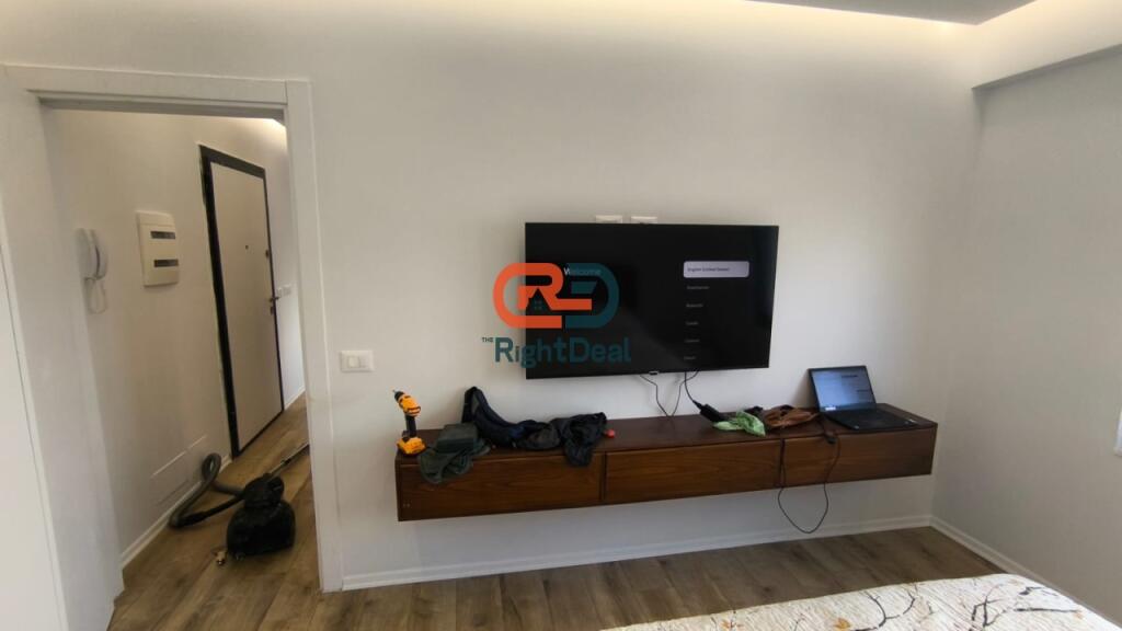 Alla Residenza Kodra E Diellit, Appartamento 1+1 Totalmente Investito In Vendita!!