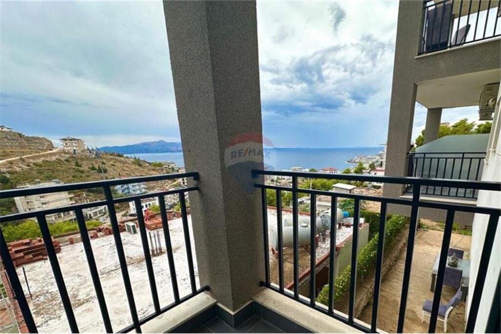 Garsoniere - Për Shitje - Rruga Mitat Hoxha, Sarandë