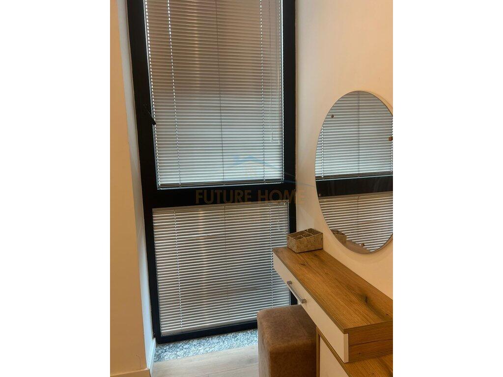 Affitto, Appartamento 1+1, Via Kavaja, Ex Parco, Tirana.