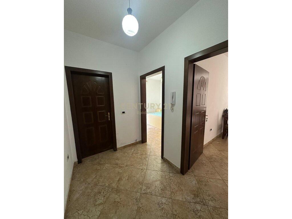 Appartamento 1+1 in affitto a Spiaggia Ruota Rossa, Durazzo