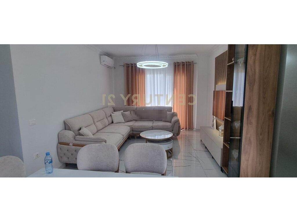 Jepet apartament 2+1 me qera ne Fresk