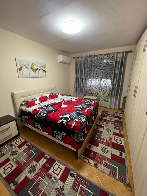 JEPET ME QIRA APARTAMENT 2+1 NE DURRES