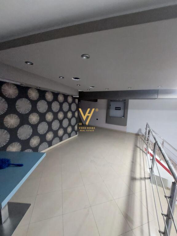 NEGOZIO 44 M2 IN AFFITTO A ASTIR 50.000 LEKE