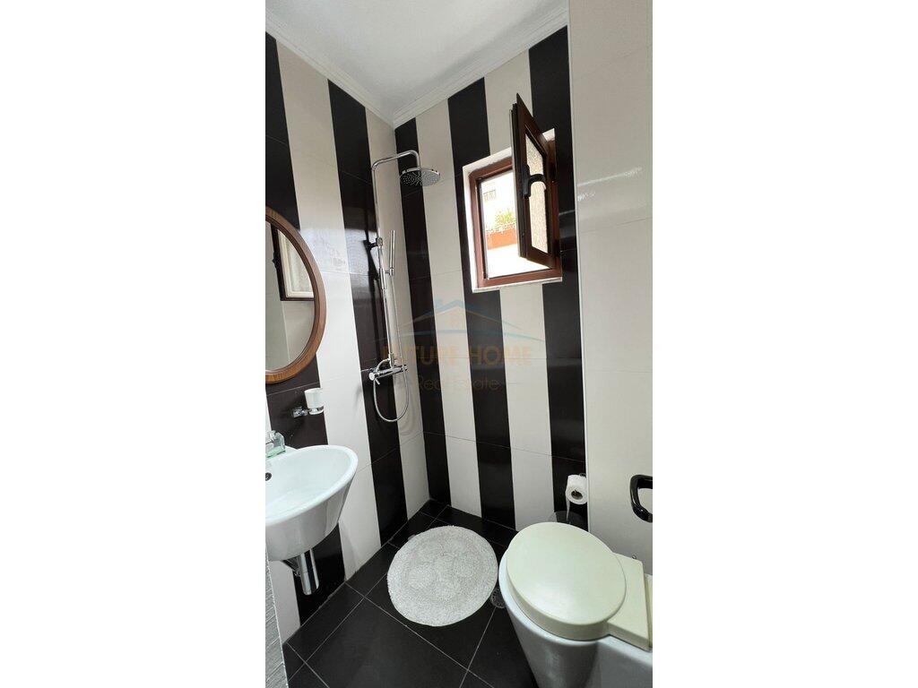 In vendita, Appartamento 3+1+2, Via Siri Kodra, Tirana