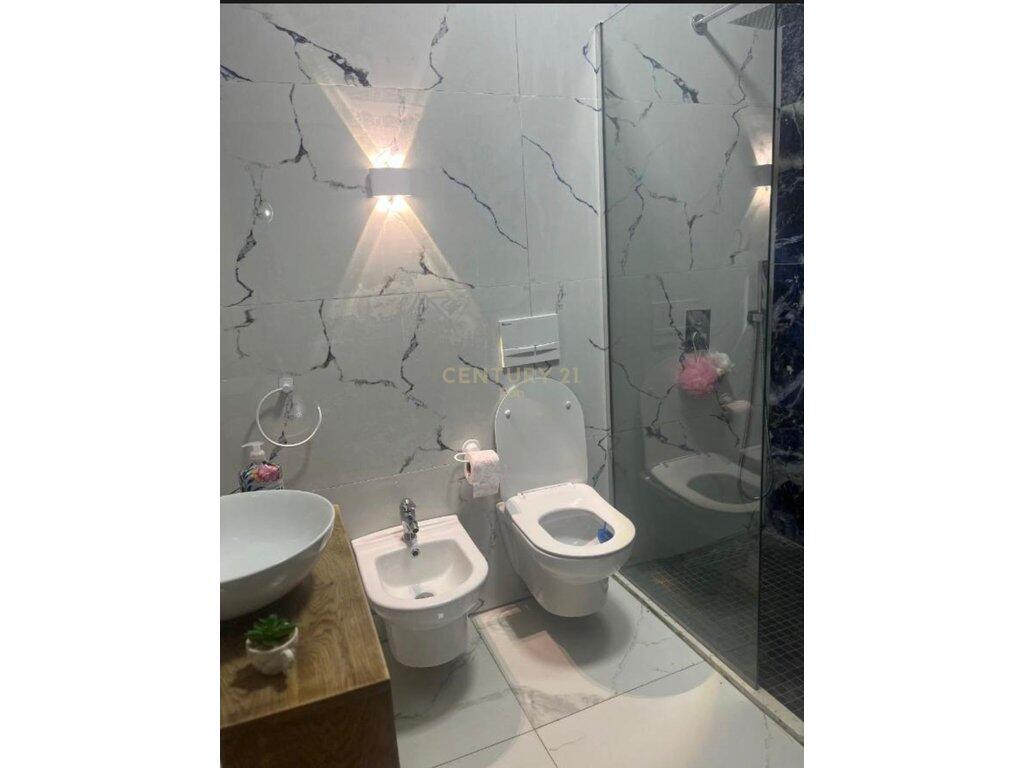 FOR RENT 2+1 APARTMENT AT THE FORMER DISTRICT IN DURRES!