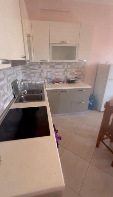 Appartamento 1+1 in vendita ad Astir vicino a Villa L