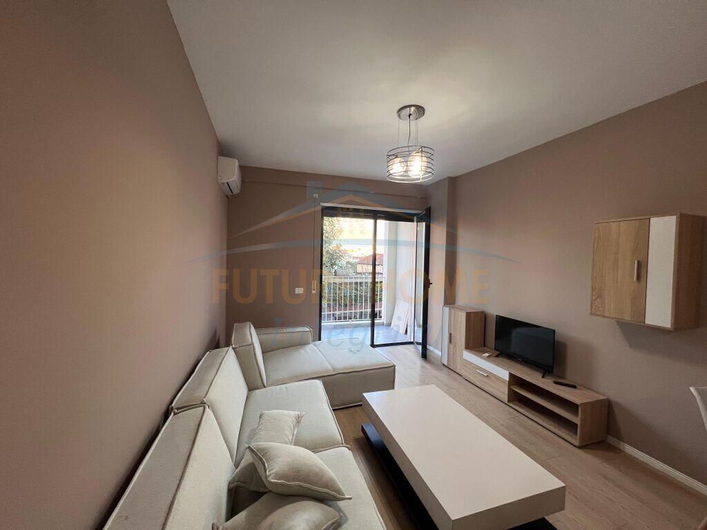 Affitto, Appartamento 1+1, Complesso ASL 2, Tirana.