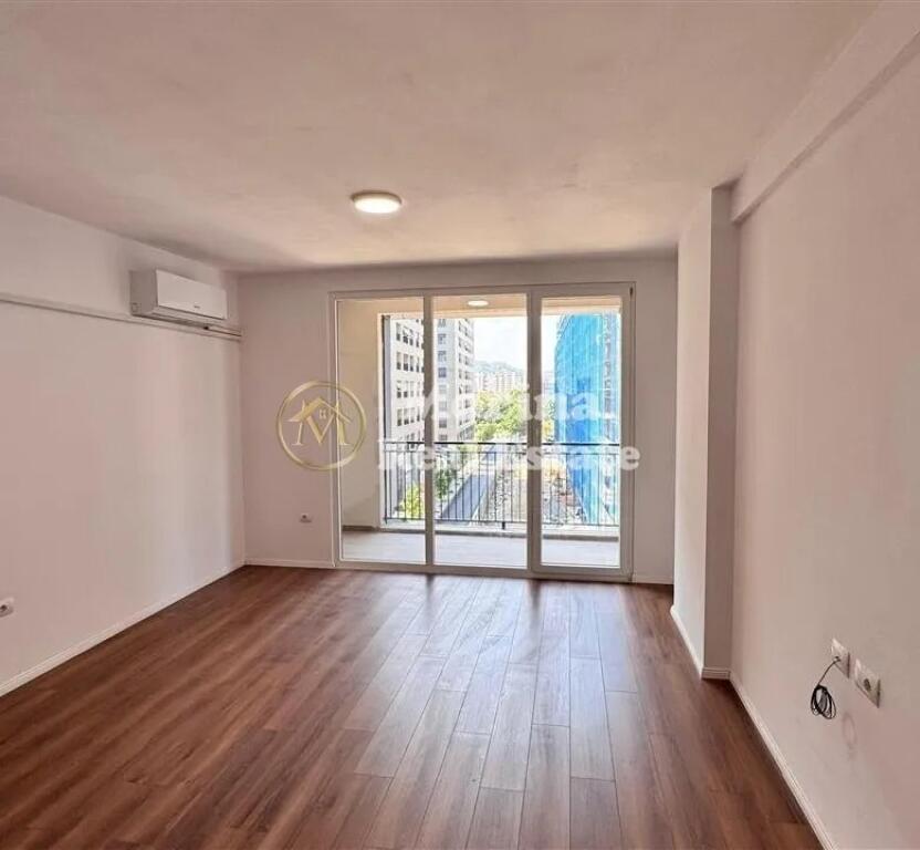 Qera, Apartament 2+1+2, Fusha Aviacionit, 700 euro/muaj