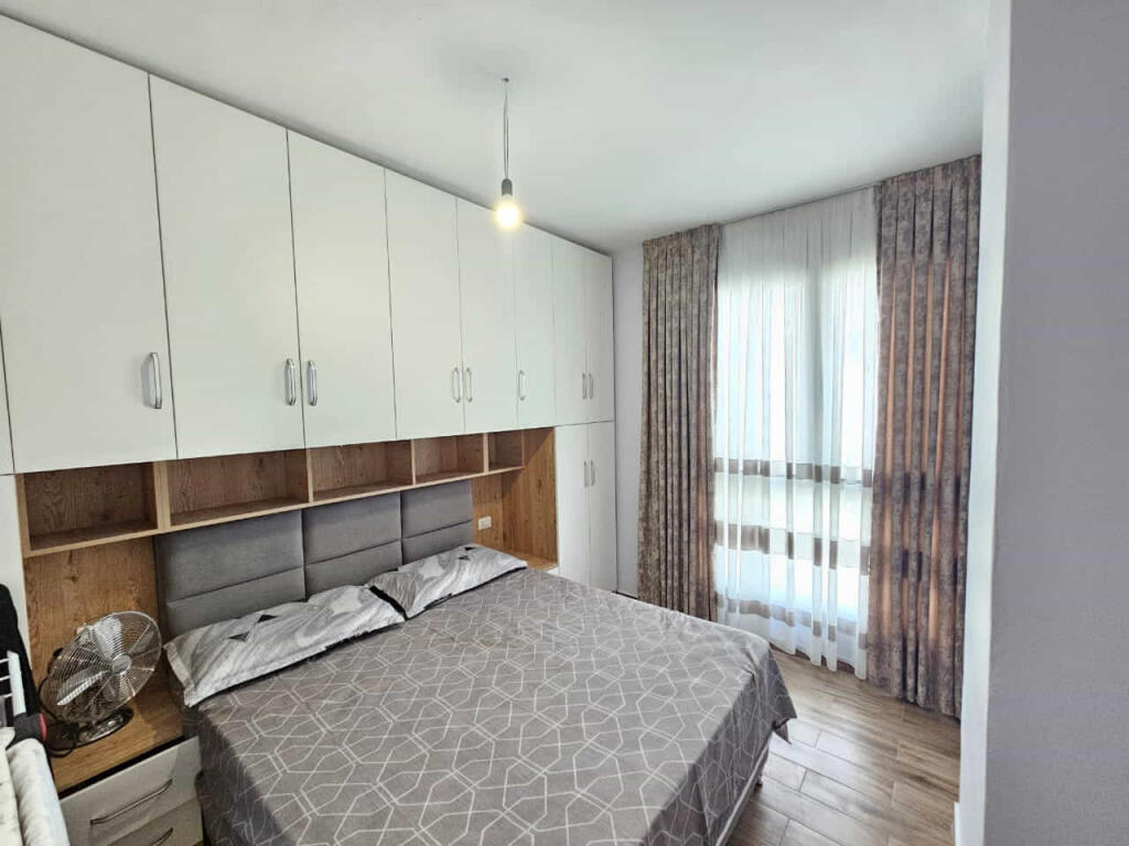 Apartament me Qera 2+1 tek Ish Fusha e Aviacionit (ID B2201515) Tirane