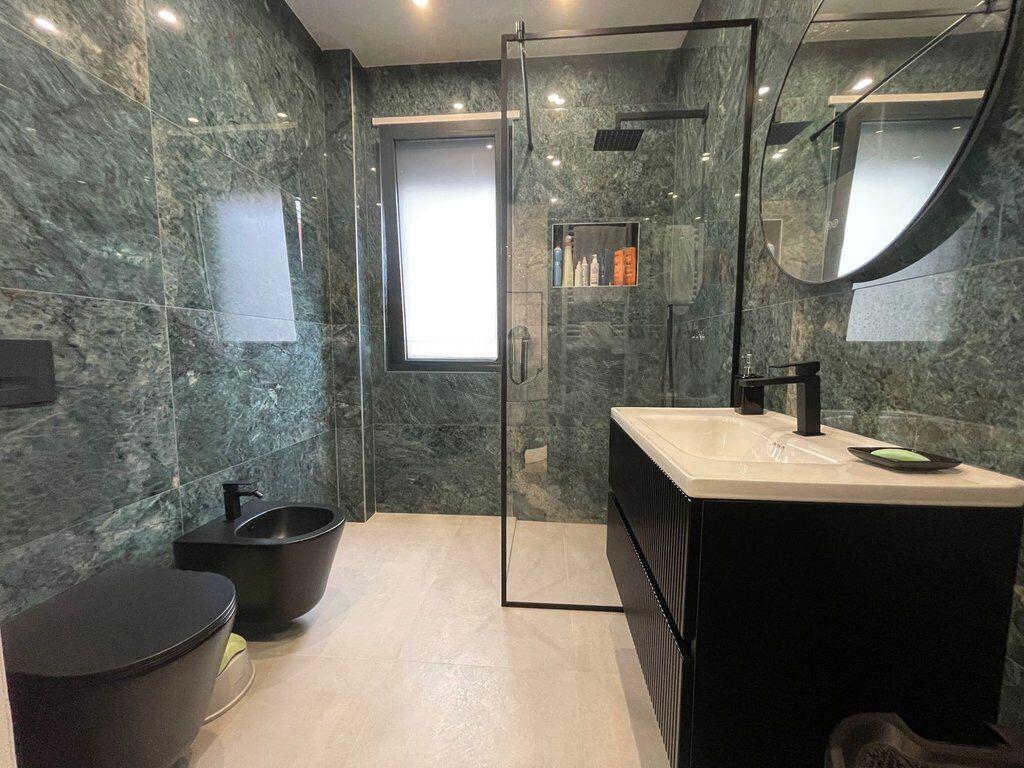 Apartment for sale 2+1+2+parking - Dry Lake