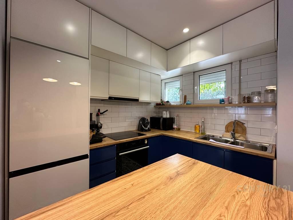 Duplex presso Residenza Kodra e Diellit 2! 1.000 € /Mese