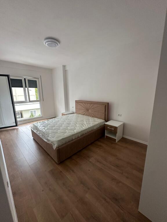 Super appartamento in affitto 3+1+2+balcone a Kamez