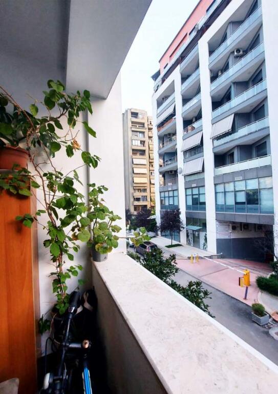 Affittasi locale 2+1+2 in via Kosovareve, Le Bon
