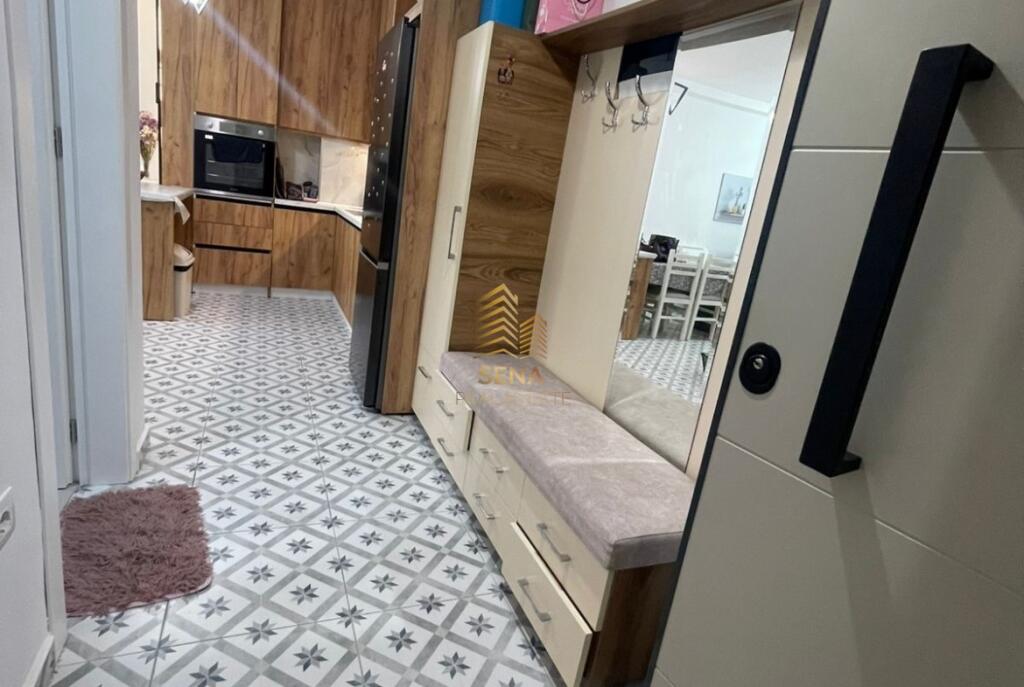 Affitto, Appartamento 1+1+blk+P, Yzberisht, Di fronte American 3,50.000 ALL/Mese