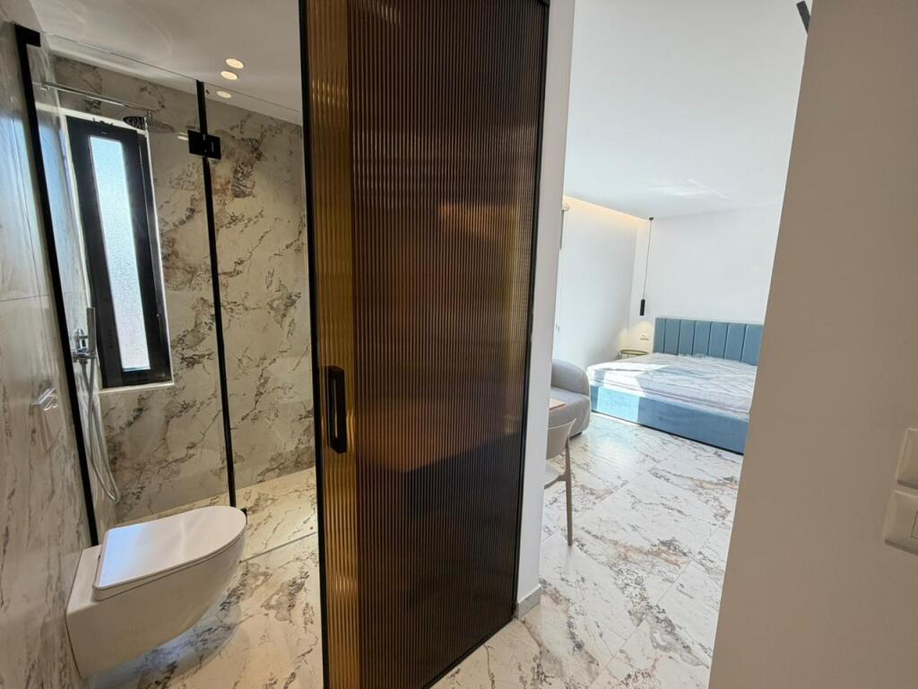 📣 Shiten Dy Apartamente – Rruga e Durrësit, pranë Ministrisë së Arsimit dhe Sportit💶 Çmimi total: 219,000 €