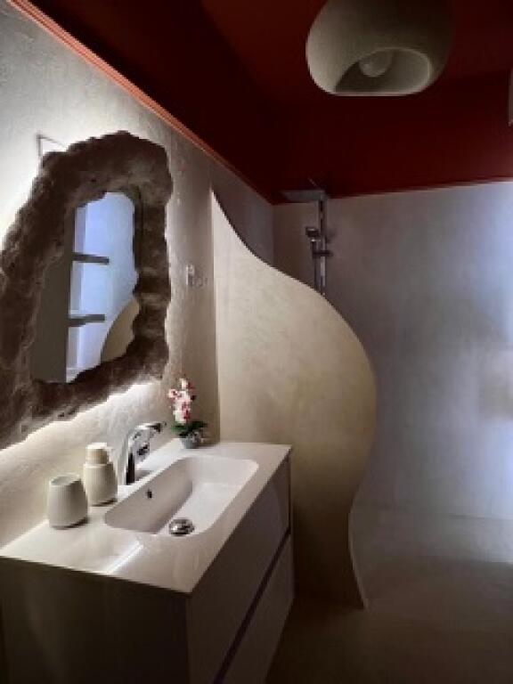 Apartament 2+1 lluksoz te Oslo ne astir me 550