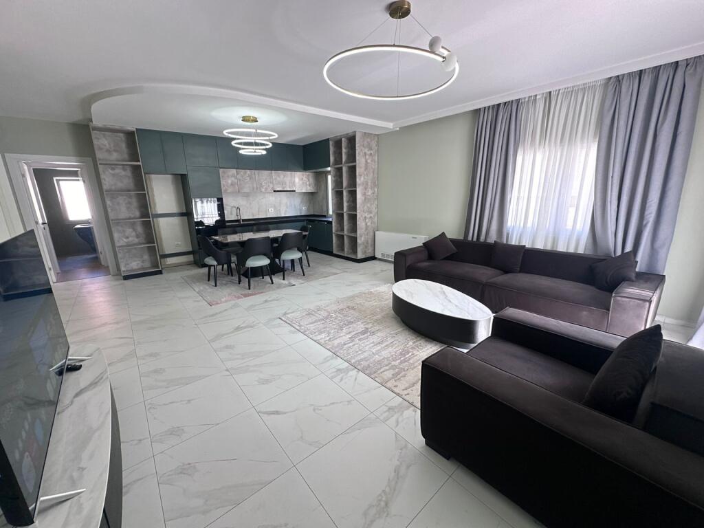 Jepet me qera Apartament 2+1+2 Lake Land Farkë , Luxury🏠