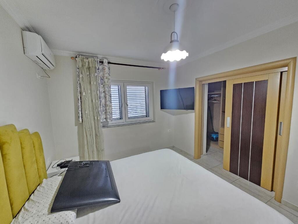 Apartament Me Qera 2+1 Tek rruga elbasanit